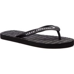 Japonki ARMANI EXCHANGE - XUQ001 XV150 00002 Black. Czarne klapki męskie marki Armani Exchange, z tworzywa sztucznego, bez zapięcia. Za 219,00 zł.