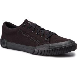 Tenisówki LE COQ SPORTIF - Dune Sport 1910539 Triple Black. Czarne trampki męskie le coq sportif, bez wzorów, z gumy, klasyczne, bez zapięcia. W wyprzedaży za 259,00 zł.