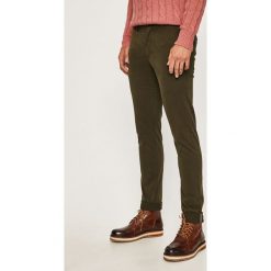Tommy Hilfiger - Spodnie. Czarne spodnie męskie TOMMY HILFIGER, bez wzorów, z elastanu. W wyprzedaży za 299,90 zł.