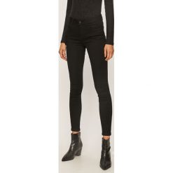 Noisy May - Jeansy Jen. Czarne jeansy damskie Noisy May. W wyprzedaży za 99,90 zł.