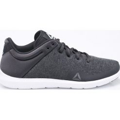 Reebok - Buty STUDIO BASICS. Szare buty damskie do fitnessu marki Reebok, z materiału. W wyprzedaży za 179,90 zł.