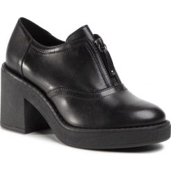 Półbuty GEOX - D Adrya M. G D949UG 00043 C9999 Black. Czarne półbuty damskie Geox, bez wzorów, ze skóry ekologicznej, bez obcasa, na obcasie, bez zapięcia. W wyprzedaży za 449,00 zł.