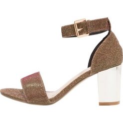 Rzymianki damskie: Evans WIDE FIT FRANZI Sandały glitter
