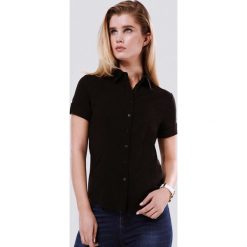 Czarna Koszula Resemble. Czarne koszule damskie Born2be, na co dzień, s, bez wzorów, eleganckie, z wykładanym kołnierzem, z krótkim rękawem. Za 59,99 zł.
