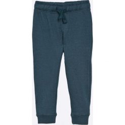 Blukids - Spodnie dziecięce 98-128 cm. Szare spodnie chłopięce marki Blukids, z bawełny. W wyprzedaży za 29,90 zł.