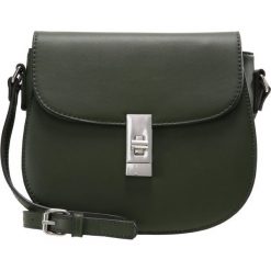 Torebki klasyczne damskie: Buffalo Torba na ramię green
