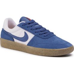 Buty NIKE - Sb Team Classic AH3360 402 Mystic Navy/Mystic Navy/White. Niebieskie sneakersy męskie Nike, bez zapięcia. W wyprzedaży za 229,00 zł.