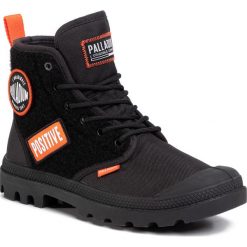 Trapery PALLADIUM - Pampa Hi Change 76648-001-M Black/Black. Czarne trapery damskie Palladium, z tworzywa sztucznego, klasyczne, bez obcasa, bez zapięcia. Za 449,00 zł.