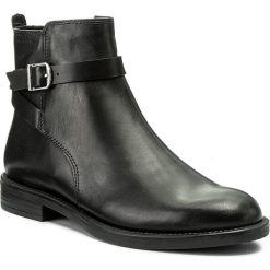 Botki VAGABOND - Amina 4403-001-20 Black. Czarne botki damskie na obcasie Vagabond, z materiału. W wyprzedaży za 319,00 zł.