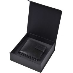 Portfel męski skórzany. Czarne portfele męskie Top Secret, z aplikacjami. W wyprzedaży za 79,99 zł.