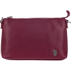 U.S. POLO ASSN. torebka Portsmouth Flat Crossbody, bordowy. Czerwone torebki klasyczne damskie U.S. Polo Assn., bez wzorów, bez dodatków. W wyprzedaży za 289,00 zł.