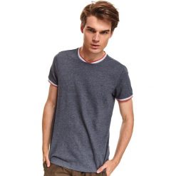 T-shirt gładki z wykończeniem bomberowym. Niebieskie t-shirty męskie Top Secret, na jesień, m, bez wzorów, bez kołnierzyka, krótkie. W wyprzedaży za 49,99 zł.