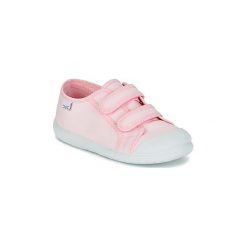 Buty Dziecko Citrouille et Compagnie GLASSIA. Różowe trampki dziewczęce marki Citrouille et Compagnie, bez wzorów, bez zapięcia. Za 95,20 zł.