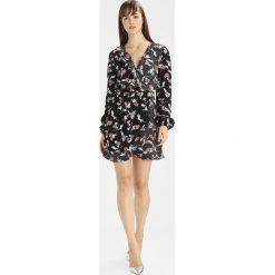 Sukienki hiszpanki: Miss Selfridge MIXED PRINT FRILL WRAP DRESS Sukienka letnia black