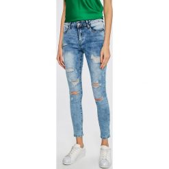 Answear - Jeansy. Niebieskie rurki damskie marki ANSWEAR. W wyprzedaży za 79,90 zł.