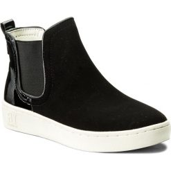 Sztyblety FLY LONDON - Mabsfly P143832012 Black/Black. Czarne buty zimowe damskie marki Fly London, z lakierowanej skóry. W wyprzedaży za 279,00 zł.