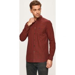 Mustang - Koszula. Czerwone koszule męskie Mustang, s, bez wzorów, z bawełny, casualowe, button down, z długim rękawem. Za 149,90 zł.