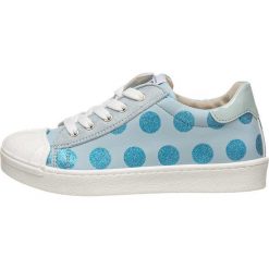 Sneakersy w kolorze błękitnym. Niebieskie trampki dziewczęce Sneakers for Kids, bez wzorów, z materiału, na sznurówki. W wyprzedaży za 192,95 zł.