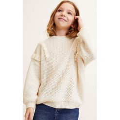Mango Kids - Sweter dziecięcy Vivien 110-164 cm. Białe swetry dziewczęce marki Mango Kids, bez wzorów, z bawełny, z okrągłym kołnierzem, z krótkim rękawem, krótkie, bez kaptura. Za 89,90 zł.