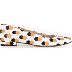 Nakrapiane balerinki w szpic - skóra naturalna - model 050 - kolor żółte kropki. Żółte baleriny damskie Zapato, bez wzorów, ze skóry, bez obcasa. Za 309,00 zł.