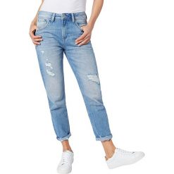 Dżinsy "Violet" - Mom fit - w kolorze błękitnym. Niebieskie jeansy damskie Denim Special, w paski, klasyczne, z podwyższonym stanem. W wyprzedaży za 171,95 zł.