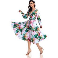 Sukienka kopertowa midi we wzory - biały, s. Białe sukienki damskie e-margeritka.pl, s, w paski, z poliesteru, eleganckie, bez rękawów, bez kaptura. Za 208,99 zł.