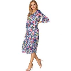 Sukienka szyfonowa w kwiaty - multikolor, 38. Sukienki damskie e-margeritka.pl, w kwiaty, z szyfonu, eleganckie, z falbankami, bez rękawów, midi. Za 124,99 zł.