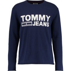 Tommy Jeans SOLID LOGO Sweter black iris. Niebieskie kardigany męskie Tommy Jeans, m, z bawełny. W wyprzedaży za 359,20 zł.