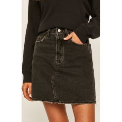 Levi's - Spódnica jeansowa. Czarne spódniczki damskie Levi's®, na co dzień, s, bez wzorów, z bawełny, casualowe, z podwyższonym stanem, mini, proste. Za 279,90 zł.
