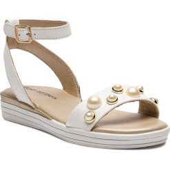 Sandały STUART WEITZMAN - B182611 M A-White (Sauvage). Białe sandały dziewczęce marki Stuart Weitzman, ze skóry, bez zapięcia. W wyprzedaży za 309,00 zł.