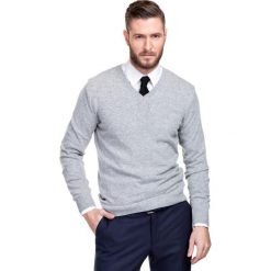 Sweter FABRIZIO SWPR000110. Szare swetry męskie Giacomo Conti, m, bez wzorów, z materiału, bez kołnierzyka, bez kaptura. Za 229,00 zł.
