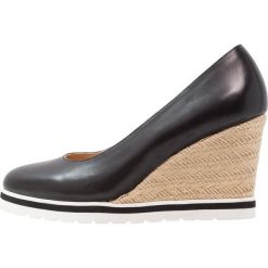 Buty ślubne damskie: Pier One Czółenka na platformie black