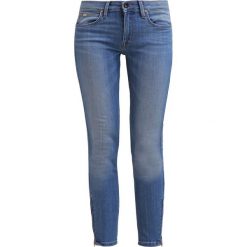Lee SCARLETT CROPPED Jeans Skinny Fit light blue denim. Niebieskie rurki damskie Lee. W wyprzedaży za 194,35 zł.
