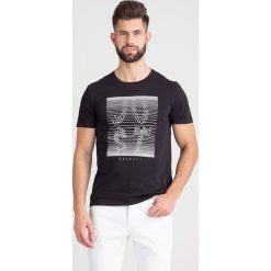 T-SHIRT Just Cavalli. Czarne t-shirty męskie Just Cavalli, s, z nadrukiem, z bawełny, z okrągłym kołnierzem. Za 391,30 zł.