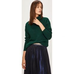 Trussardi Jeans - Sweter. Żółte swetry damskie Trussardi Jeans, s, bez wzorów, z poliesteru, z krótkim rękawem, krótkie, bez kaptura. W wyprzedaży za 379,90 zł.