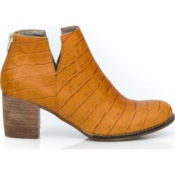 Botki do kostki - skóra naturalna - model 501 - kolor brązowy przypalany. Pomarańczowe botki damskie Zapato, na lato, z jeansu, klasyczne, przed kostkę, bez obcasa, na obcasie, bez zapięcia. Za 399,00 zł.