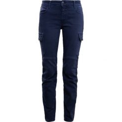 CLOSED ROBYN Jeansy Slim Fit navy. Niebieskie rurki damskie CLOSED, z elastanu. W wyprzedaży za 505,45 zł.