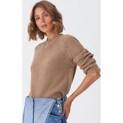 Sweter o ryżowym splocie - Beżowy. Brązowe swetry damskie House, s, bez wzorów, ze splotem, bez rękawów, bez kaptura. Za 79,99 zł.