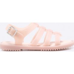 Melissa - Sandały Rosa. Różowe klapki damskie Melissa, bez wzorów, z materiału, bez obcasa, na szpilce. W wyprzedaży za 179,90 zł.