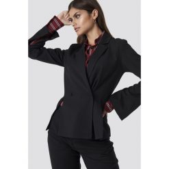 NA-KD Classic Dwurzędowa marynarka z rozcięciem - Black. Czarne marynarki damskie NA-KD Classic, bez wzorów. Za 121,95 zł.