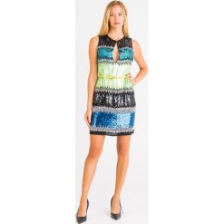 SUKIENKA ELISABETTA FRANCHI. Żółte sukienki damskie Elisabetta Franchi, na co dzień, w paski, z materiału, z okrągłym kołnierzem, bez rękawów, mini, proste. Za 1914,50 zł.