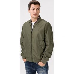 Tommy Hilfiger Kurtka Niebieski Zielony. Niebieskie płaszcze męskie TOMMY HILFIGER, na wiosnę, xxl, bez wzorów, z poliesteru, bez kaptura. Za 1083,95 zł.
