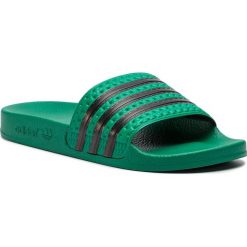 Klapki adidas - adilette CM8443 Bgreen/Cblack/Bgreen. Zielone klapki damskie Adidas, bez wzorów, z tworzywa sztucznego, bez obcasa. W wyprzedaży za 149,00 zł.