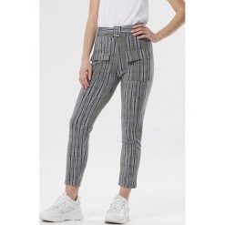 Szaro-Niebieskie Spodnie Mareia. Szare jeansy damskie Born2be, xl, z podwyższonym stanem. Za 49,99 zł.