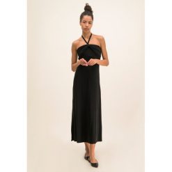 Sukienka letnia Max Mara 36210206. Czarne sukienki damskie Max Mara, na lato, s, bez wzorów, bez kołnierzyka, bez rękawów. W wyprzedaży za 489,00 zł.