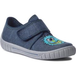 Kapcie SUPERFIT - 3-00270-80 S Blau. Niebieskie sandały chłopięce Superfit, z tworzywa sztucznego, bez zapięcia. Za 149,00 zł.