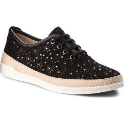 Espadryle CAPRICE - 9-23600-20 Black Suede 004. Czarne espadryle damskie Caprice, z aplikacjami, ze skóry, bez obcasa, na płaskiej podeszwie. W wyprzedaży za 189,00 zł.