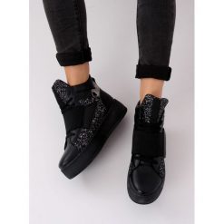 Czarne sneakersy GIRONA. Czarne buty sportowe damskie FunKee.pl, ze skóry ekologicznej. Za 130,99 zł.