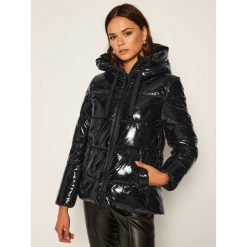 Kurtka puchowa Geox W Emalise W0428P T2656 F9000. Czarne kurtki damskie Geox, bez wzorów, z puchu, bez kaptura. Za 1149,00 zł.