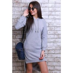 Bluza CAROL GREY. Szare bluzy damskie IVET, bez wzorów, z materiału, eleganckie, bez rękawów, długie, bez kaptura. W wyprzedaży za 69,00 zł.